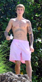 Justin Bieber : justin-bieber-1483062841.jpg