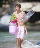 Justin Bieber : justin-bieber-1483129441.jpg