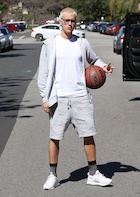 Justin Bieber : justin-bieber-1487911681.jpg