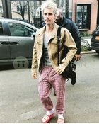 Justin Bieber : justin-bieber-1581306122.jpg