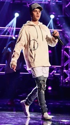 Justin Bieber : justin-bieber-1583081963.jpg