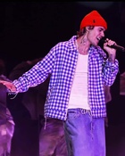 Justin Bieber : justin-bieber-1606324375.jpg