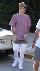 Justin Bieber : justin-bieber-1629914470.jpg