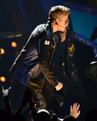 Justin Bieber : justin-bieber-1653159063.jpg