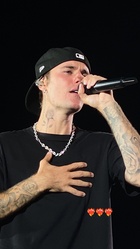 Justin Bieber : justin-bieber-1653685092.jpg