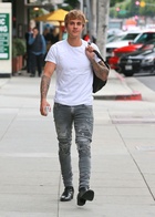 Justin Bieber : justin-bieber-1669846398.jpg