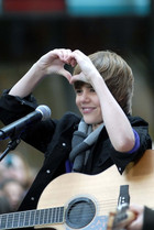 Justin Bieber : justinbieber_1277560545.jpg