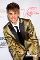 Justin Bieber : justinbieber_1306250792.jpg