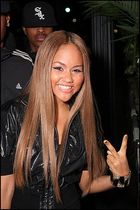 Kat DeLuna : katdeluna_1226458343.jpg