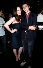 Kat Dennings : TI4U_u1268779725.jpg