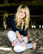 Katelyn Tarver : katelyntarver_1294848452.jpg