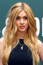 Katherine McNamara : katherine-mcnamara-1457922414.jpg