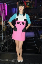 Katy Perry : katy-perry-1314375675.jpg