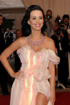 Katy Perry : katy-perry-1364767924.jpg