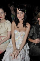 Katy Perry : katy-perry-1414002258.jpg