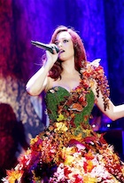 Katy Perry : katy-perry-1443533026.jpg