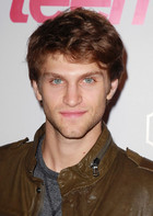 Keegan Allen : keegan-allen-1339787795.jpg