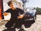 Keegan Allen : keegan-allen-1425986101.jpg