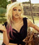 Ke$ha : keha-1364794342.jpg