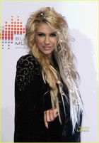 Ke$ha : keha_1282928668.jpg