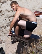 Kellan Lutz : kellan-lutz-1402266477.jpg