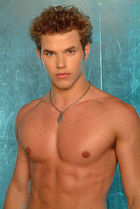 Kellan Lutz : kellanlutz_1226683828.jpg