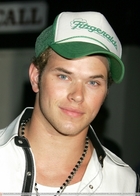 Kellan Lutz : kellanlutz_1279258201.jpg