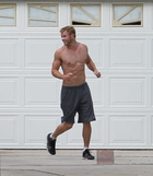 Kellan Lutz : kellanlutz_1300812287.jpg