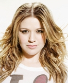 Kelly Clarkson : kelly-clarkson-1317925374.jpg