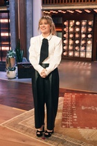 Kelly Clarkson in General Pictures, Uploaded by: Guest