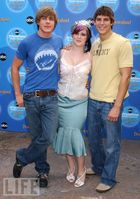 Kelly Osbourne : TI4U_u1304727401.jpg