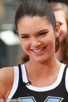 Kendall Jenner : kendall-jenner-1323360028.jpg