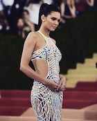 Kendall Jenner : kendall-jenner-1462327090.jpg