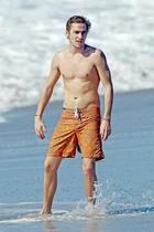 Kendall Schmidt : kendall-schmidt-1364762082.jpg