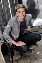 Kenton Duty : kenton-duty-1338080549.jpg