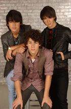 Kevin Jonas : TI4U_u1226639782.jpg