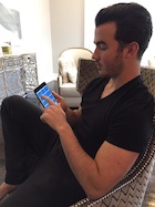 Kevin Jonas : kevin-jonas-1443442801.jpg