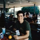 Kevin Jonas : kevinjonas_1220523866.jpg