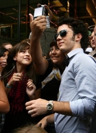 Kevin Jonas : kevinjonas_1221970458.jpg