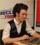 Kevin Jonas : kevinjonas_1221971062.jpg