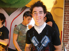 Kevin Jonas : kevinjonas_1221990554.jpg