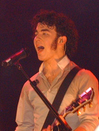 Kevin Jonas : kevinjonas_1221990564.jpg