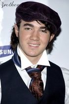 Kevin Jonas : kevinjonas_1221991969.jpg