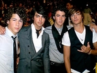 Kevin Jonas : kevinjonas_1231958914.jpg