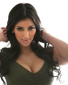 Kim Kardashian : kimkardashian_1256778817.jpg