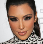 Kim Kardashian : kimkardashian_1287930820.jpg