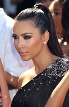 Kim Kardashian : kimkardashian_1291784189.jpg