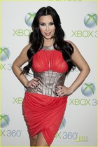 Kim Kardashian : kimkardashian_1292182250.jpg