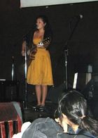 Kina Grannis : kinagrannis_1265665959.jpg