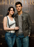 Kristen Stewart : TI4U_u1295567320.jpg